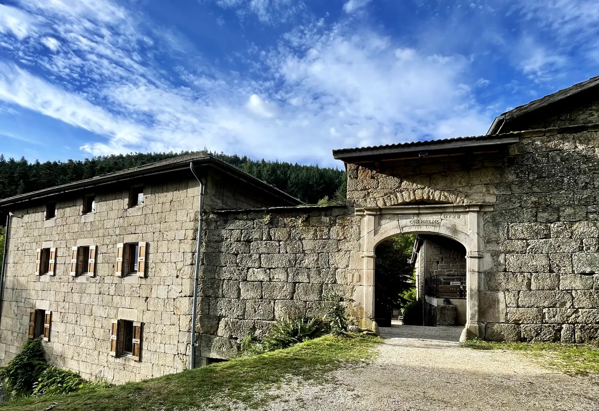 Domaine Milagro - Extérieurs - Entrée